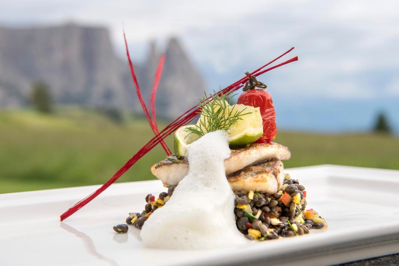 Hotel Santner Alpine Sport & Relax Seiser Alm Zewnętrze zdjęcie